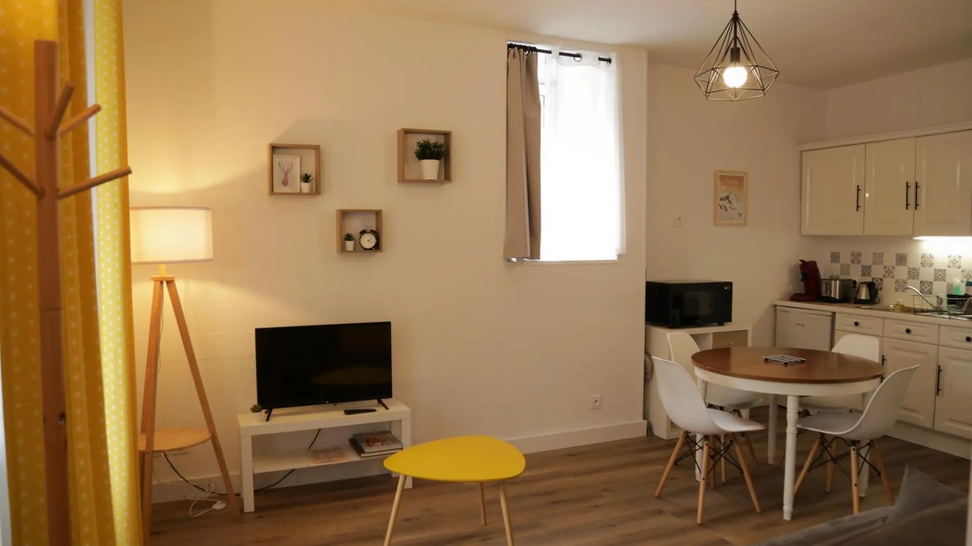 Maison Candela Argeles-Gazost 0*,